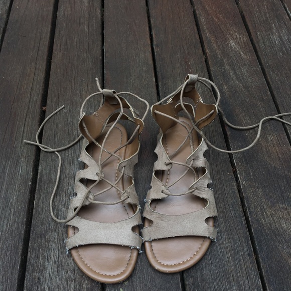 Sandals - Picture 4 of 8